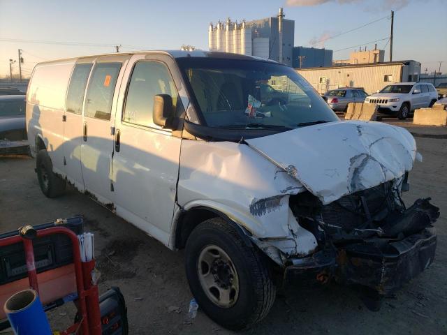 1GCHG39UX71209224 - 2007 CHEVROLET EXPRESS G3 WHITE photo 4