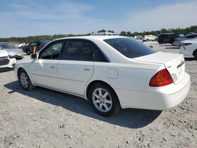 4T1BF28B62U211154 - 2002 TOYOTA AVALON XL 白色 照片 2