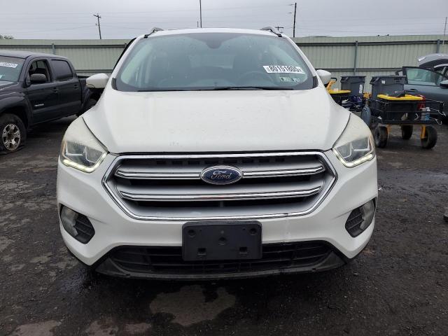 1FMCU9J96HUB37575 - 2017 FORD ESCAPE TITANIUM WHITE photo 5