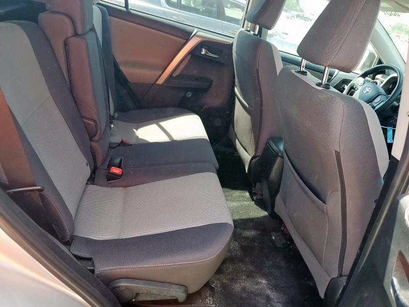 2T3WFREVXFW180836 - 2015 TOYOTA RAV4 XLE SILVER photo 11