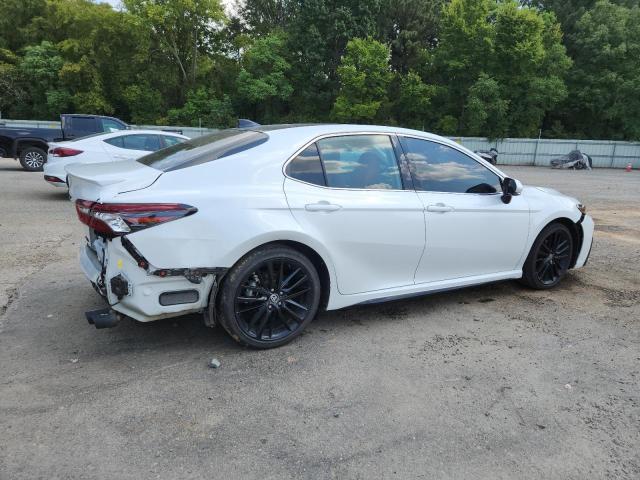 4T1K61AK8PU796475 - 2023 TOYOTA CAMRY XSE WHITE photo 3