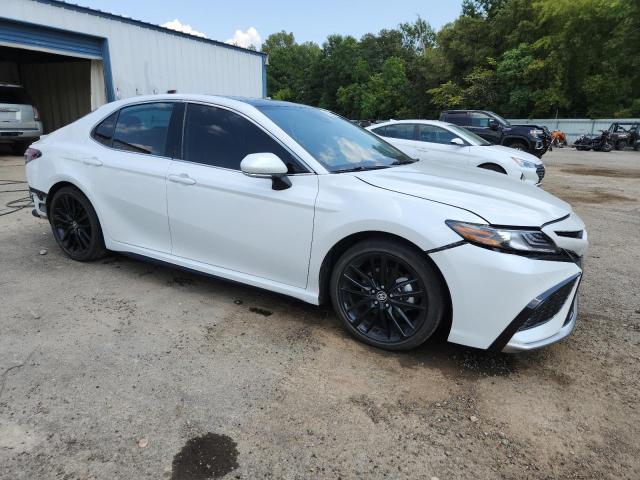 4T1K61AK8PU796475 - 2023 TOYOTA CAMRY XSE WHITE photo 4