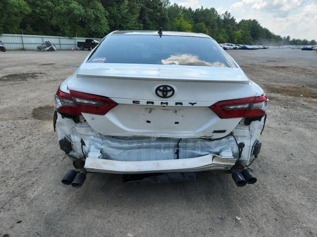4T1K61AK8PU796475 - 2023 TOYOTA CAMRY XSE WHITE photo 6