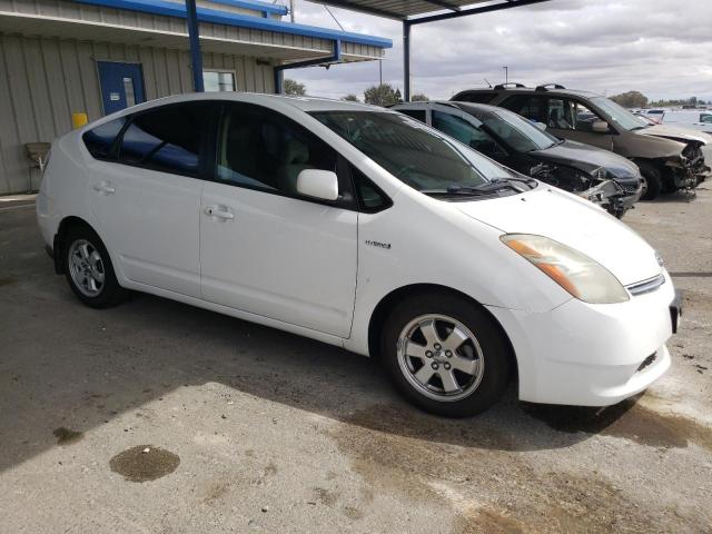 JTDKB20U277614907 - 2007 TOYOTA PRIUS WHITE photo 4
