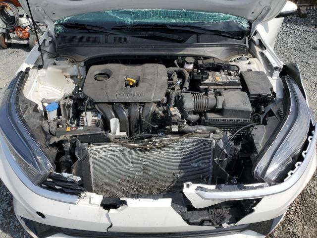 3KPF34AD7RE839819 - 2024 KIA FORTE EX WHITE photo 11