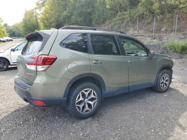 JF2SKAJC6MH464808 - 2021 SUBARU FORESTER PREMIUM Зеленый фото 3