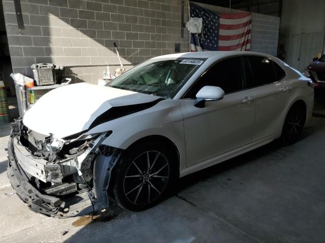 2022 TOYOTA CAMRY SE, 