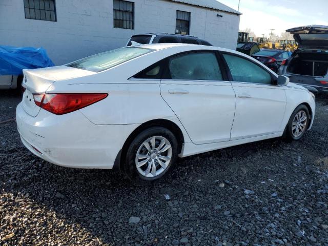 5NPEB4AC7CH435315 - 2012 HYUNDAI SONATA GLS WHITE photo 3