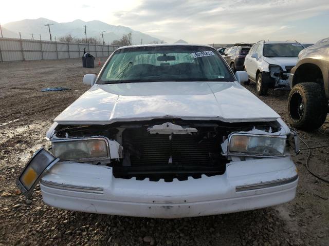 1LNLM81W2TY669553 - 1996 LINCOLN TOWN CAR EXECUTIVE WHITE photo 5