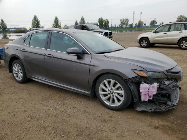 4T1G11AK4NU708491 - 2022 TOYOTA CAMRY SE GRAY photo 4