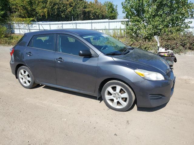 2T1KU4EEXDC038680 - 2013 TOYOTA COROLLA MA Сұр фото 4