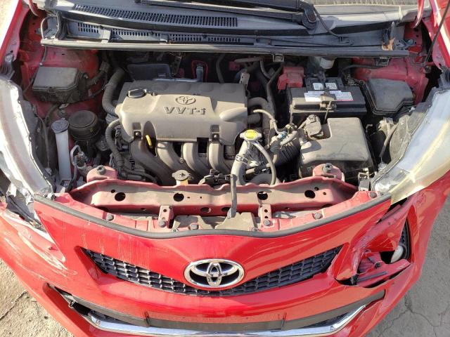 JTDKTUD37CD541832 - 2012 TOYOTA YARIS RED photo 11