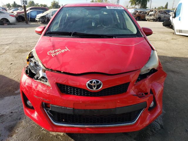 JTDKTUD37CD541832 - 2012 TOYOTA YARIS RED photo 5