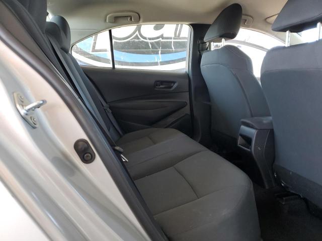 5YFEPMAE5NP273693 - 2022 TOYOTA COROLLA LE SILVER photo 10