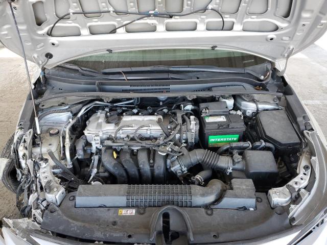 5YFEPMAE5NP273693 - 2022 TOYOTA COROLLA LE SILVER photo 11