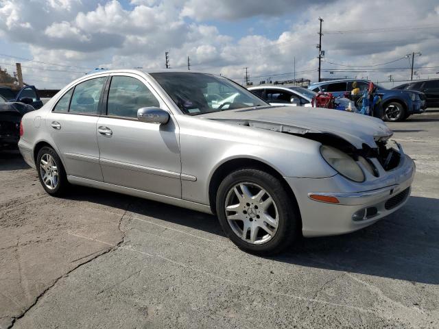 WDBUF65J43A157788 - 2003 MERCEDES-BENZ E 320 SILVER photo 4