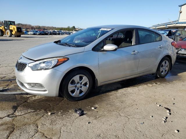 KNAFK4A62G5579825 - 2016 KIA FORTE LX SILVER photo 1