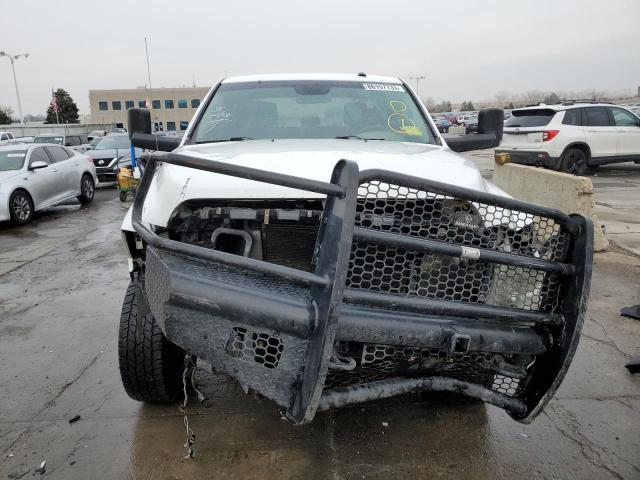 3C6UR5HL8HG554811 - 2017 RAM 2500 ST WHITE photo 5