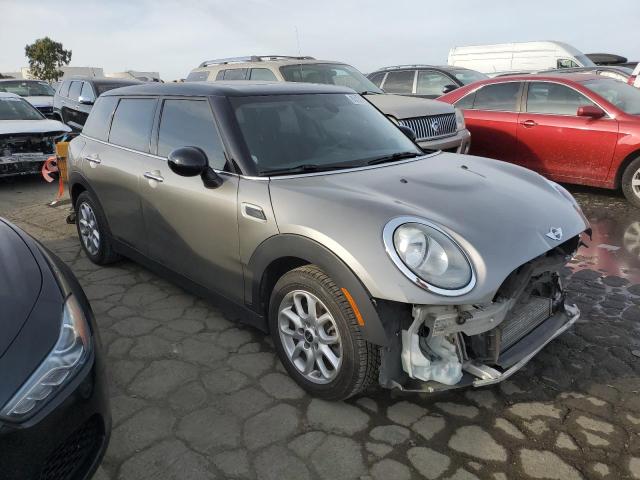 WMWLN5C31H2E33361 - 2017 MINI COOPER CLUBMAN GRAY photo 4