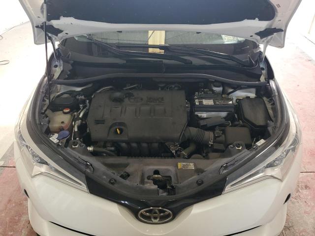 NMTKHMBX9JR004080 - 2018 TOYOTA C-HR XLE Ақ фото 11