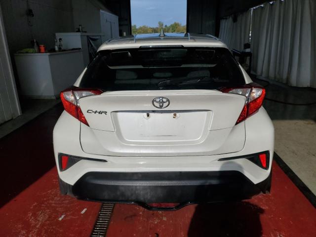 NMTKHMBX9JR004080 - 2018 TOYOTA C-HR XLE Ақ фото 6