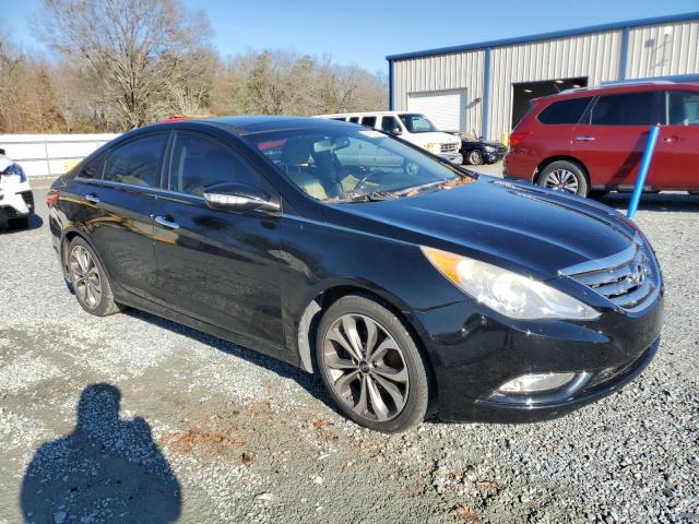 5NPEC4AB2DH686538 - 2013 HYUNDAI SONATA SE BLACK photo 4