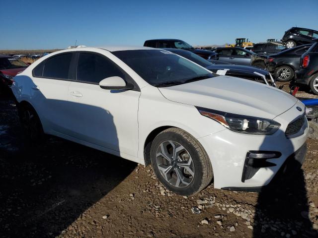 3KPF24AD0ME362985 - 2021 KIA FORTE FE WHITE photo 4