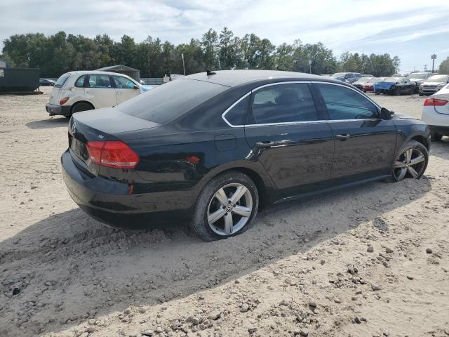 1VWAS7A35FC118906 - 2015 VOLKSWAGEN PASSAT S BLACK photo 3