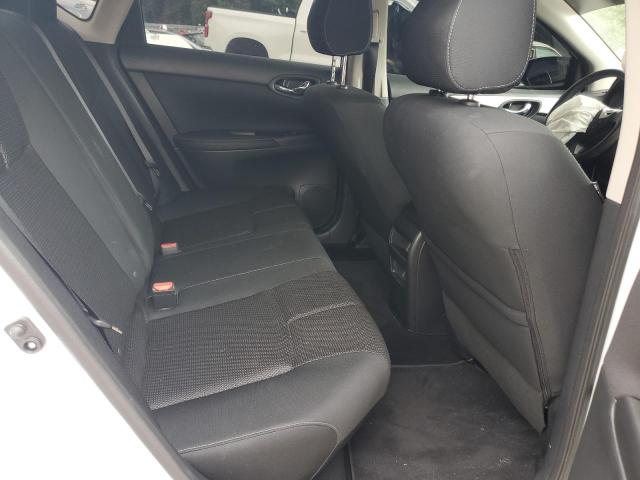 3N1AB7AP5JY231022 - 2018 NISSAN SENTRA S 白色 照片 10