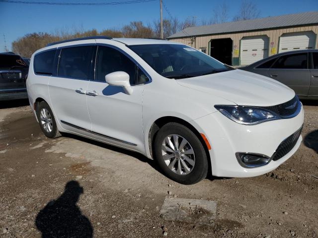 2C4RC1BG3JR233571 - 2018 CHRYSLER PACIFICA TOURING L WHITE photo 4