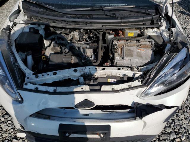 JTDKDTB33J1607690 - 2018 TOYOTA PRIUS C 白色 照片 11