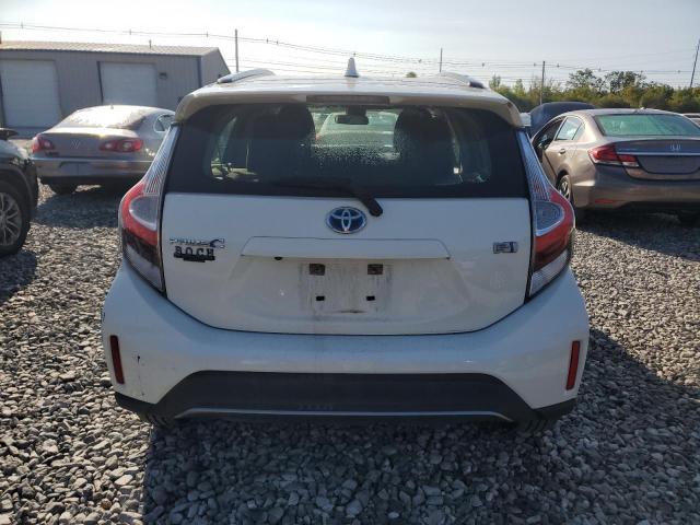 JTDKDTB33J1607690 - 2018 TOYOTA PRIUS C 白色 照片 6