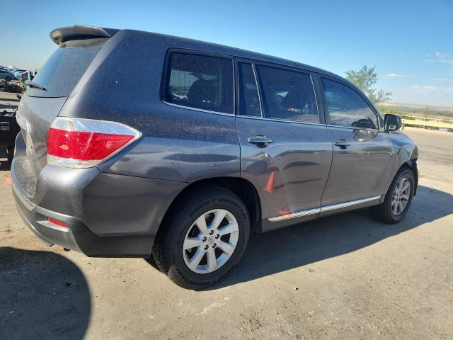 5TDZA3EH6DS044611 - 2013 TOYOTA HIGHLANDER BASE Графитовый фото 3