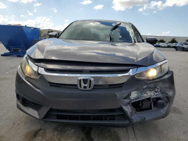 2HGFC2F89HH558853 - 2017 HONDA CIVIC EX GRAY photo 5