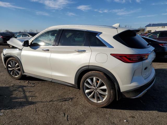 3PCAJ5M35LF112527 - 2020 INFINITI QX50 PURE WHITE photo 2