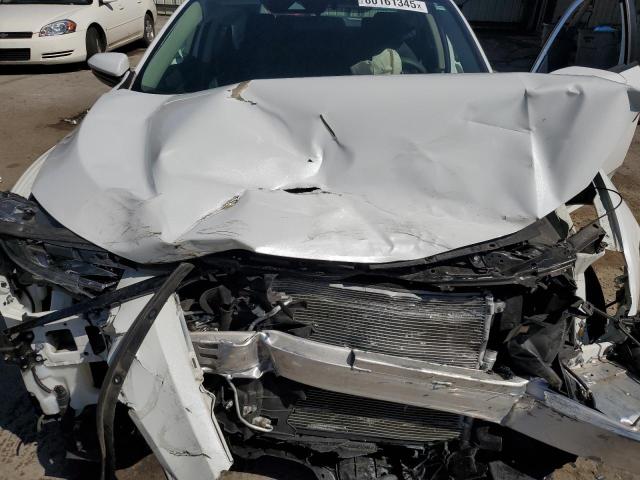 2HGFC2F6XKH576932 - 2019 HONDA CIVIC LX WHITE photo 11