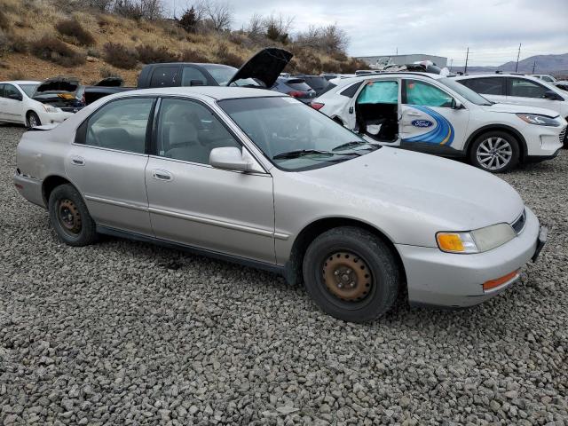 1HGCD5695TA212705 - 1996 HONDA ACCORD VALUE SILVER photo 4