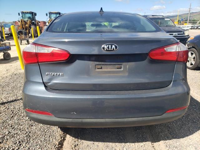 KNAFK4A64G5496381 - 2016 KIA FORTE LX BLUE photo 6