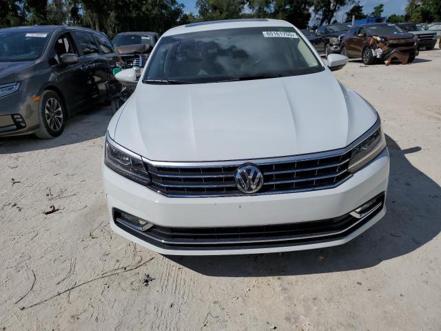 1VWBA7A35JC046167 - 2018 VOLKSWAGEN PASSAT SE WHITE photo 5