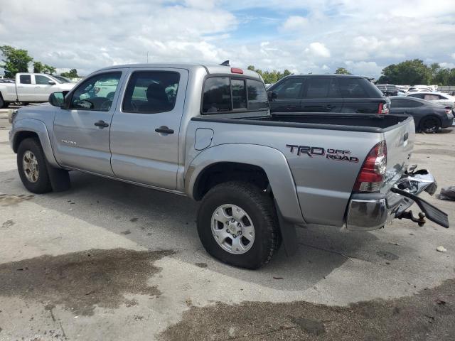 5TFJU4GN4FX088777 - 2015 TOYOTA TACOMA DOUBLE CAB PRERUNNER SILVER photo 2