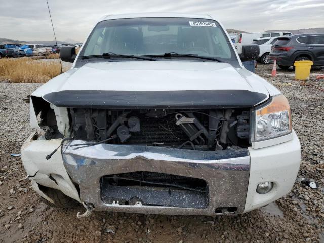 1N6BA0EC3CN307353 - 2012 NISSAN TITAN S WHITE photo 5