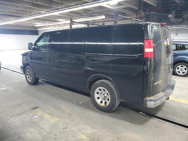 1GCSGAFX6E1140327 - 2014 CHEVROLET EXPRESS G1 BLACK photo 2