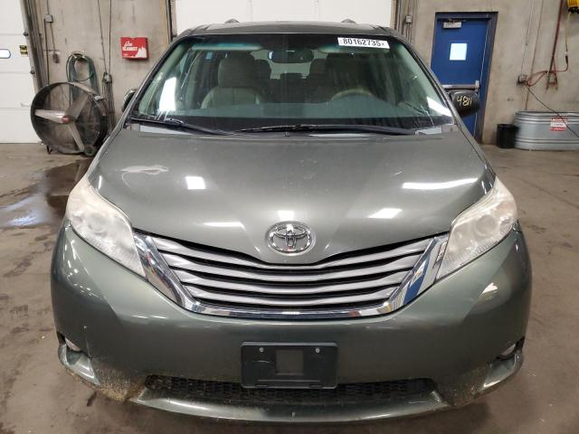 5TDYK3DC0CS232036 - 2012 TOYOTA SIENNA XLE GRAY photo 5