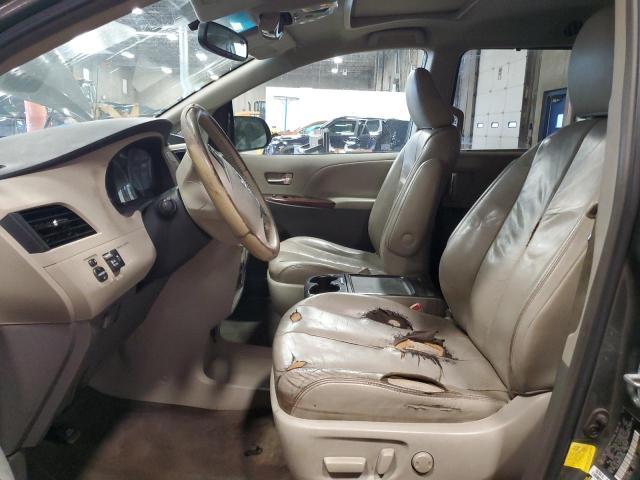 5TDYK3DC0CS232036 - 2012 TOYOTA SIENNA XLE GRAY photo 7