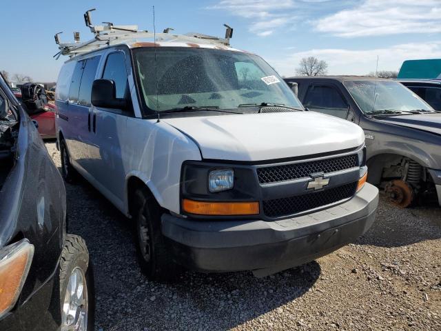 1GCFH154881144518 - 2008 CHEVROLET EXPRESS G1 WHITE photo 4