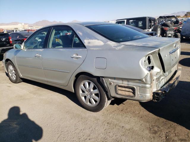 JTDBE32K730141081 - 2003 TOYOTA CAMRY LE SILVER photo 2