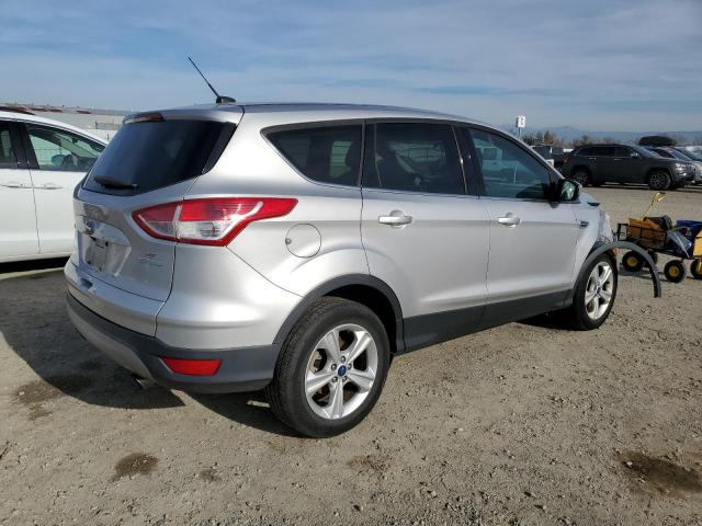 1FMCU0G93FUA10203 - 2015 FORD ESCAPE SE SILVER photo 3