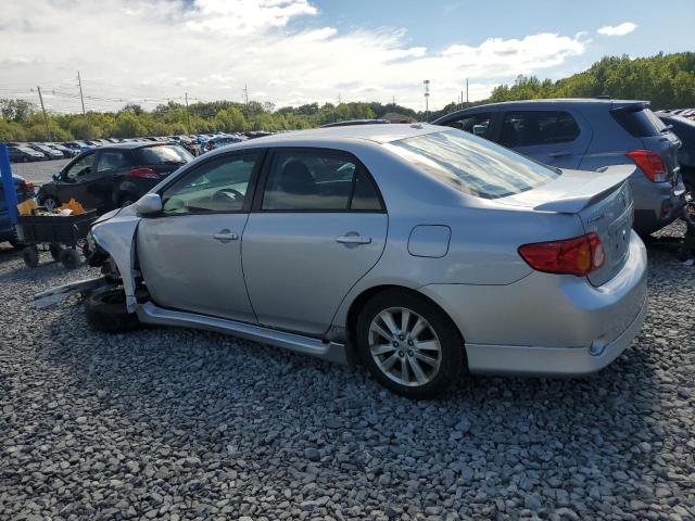 2T1BU4EE8AC338407 - 2010 TOYOTA COROLLA LE BASE SILVER photo 2