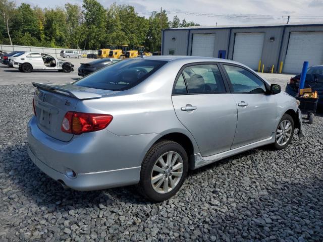 2T1BU4EE8AC338407 - 2010 TOYOTA COROLLA LE BASE SILVER photo 3