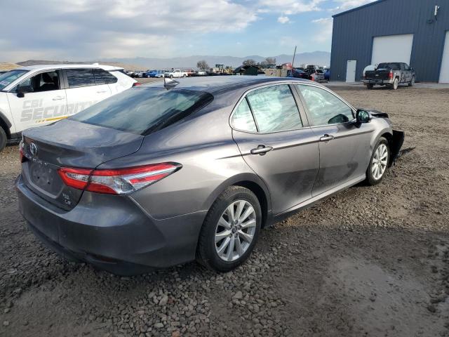 4T1B11HKXKU239841 - 2019 TOYOTA CAMRY L GRAY photo 3